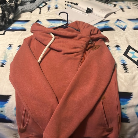 Like brand new worn once Wanakome zip up hoodie - Picture 2 of 5